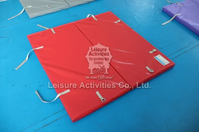 Red Astm Folding Mat