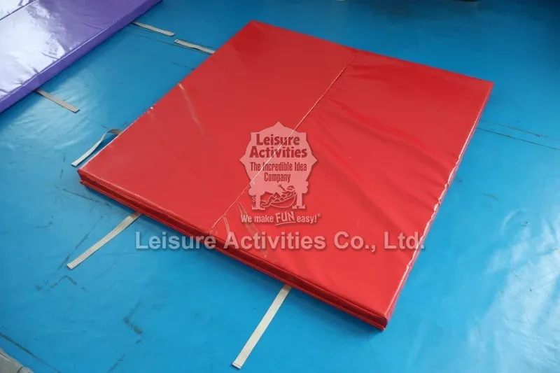 Red Astm Folding Mat